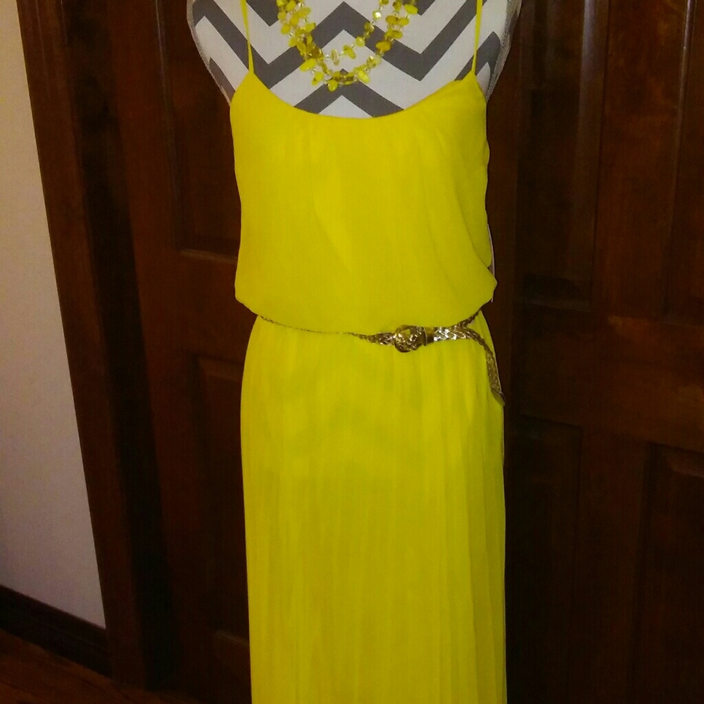 LAST CHANCE! Women's bright yellow dress with belt