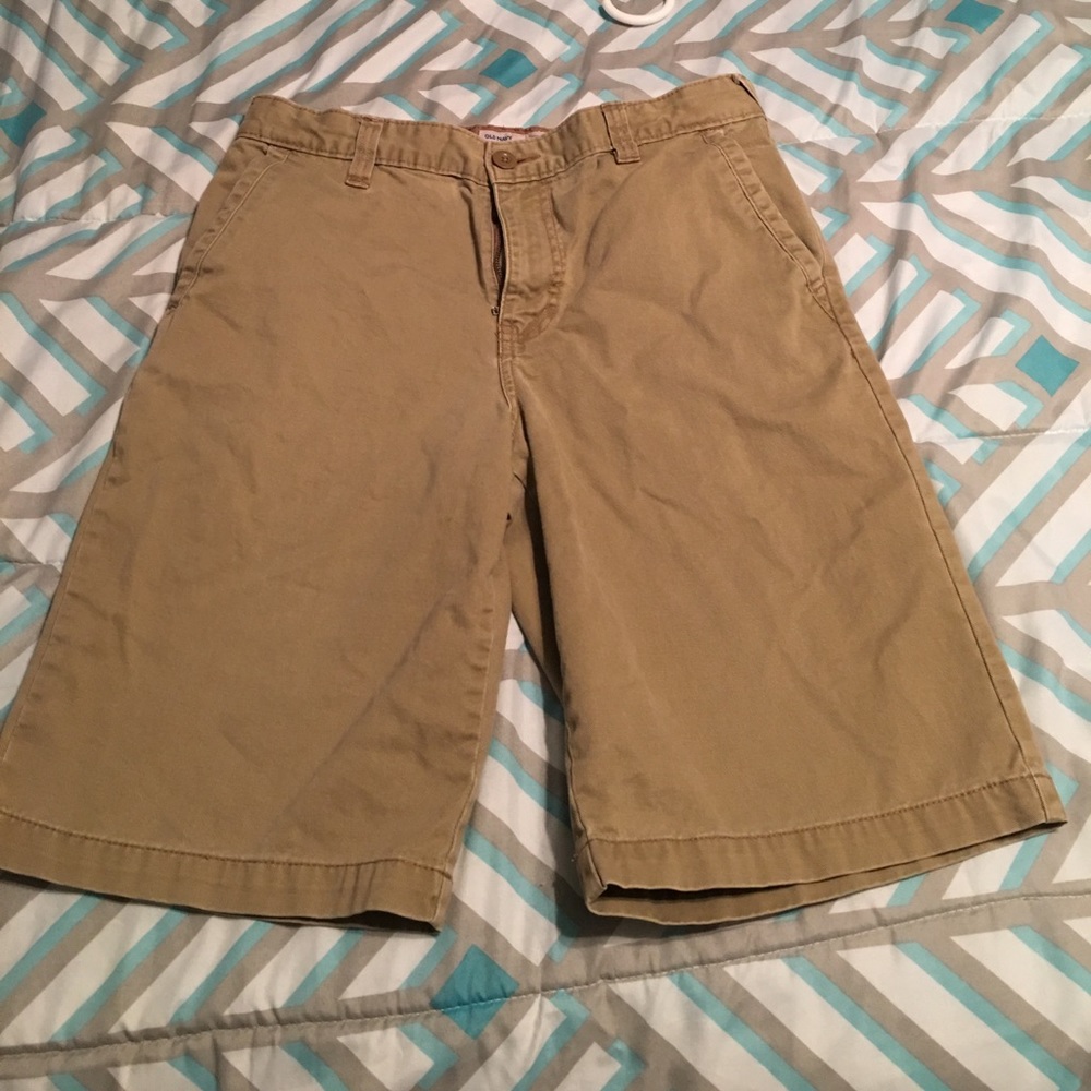 Boys Old Navy Khaki shorts
