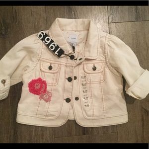 🛍️Baby GAP cute cream color denim jacket