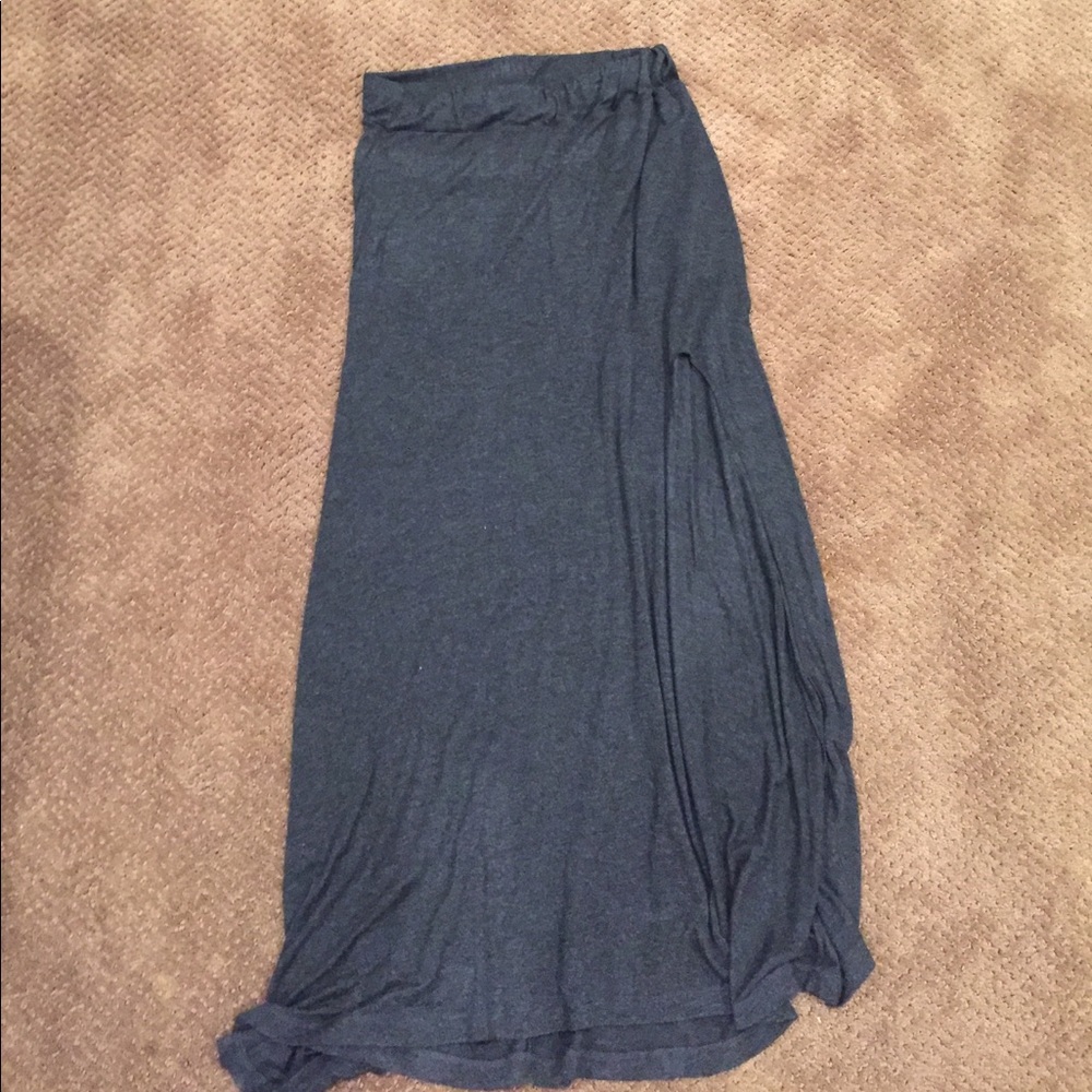 Maxi dark gray skirt