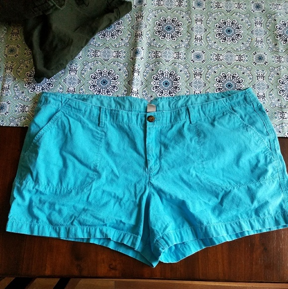 Old Navy Pants - Old navy shorts 18