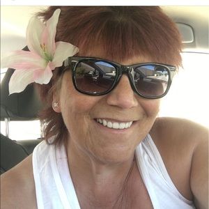 Meet your Posher, Sherry