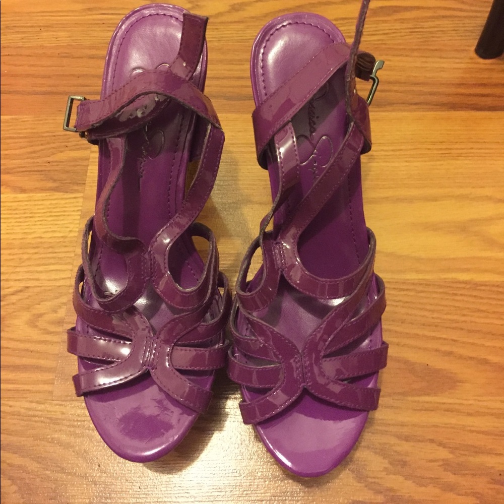 Purple platforms