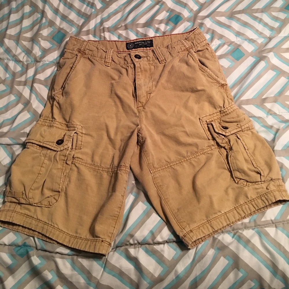 American Eagle Outfitter Khaki Longboard shorts
