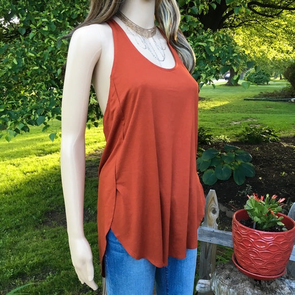 Deep Rust Tank - Picture 3 of 8