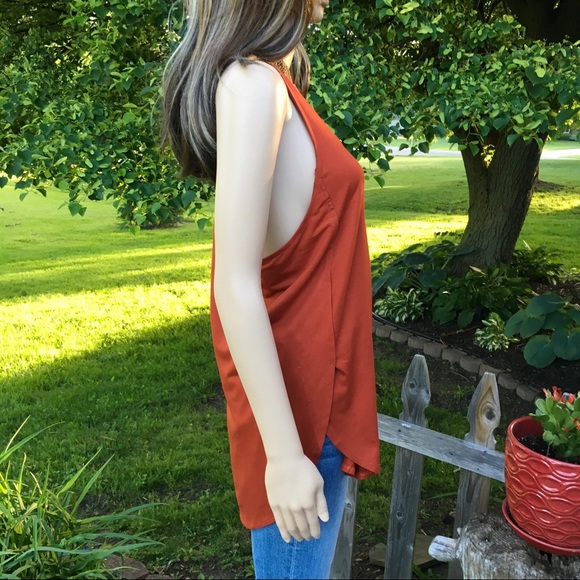 Deep Rust Tank - Picture 4 of 8