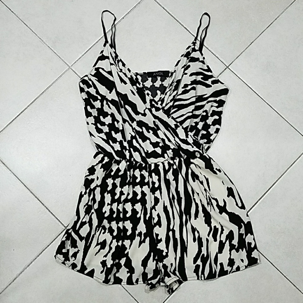 Angl romper