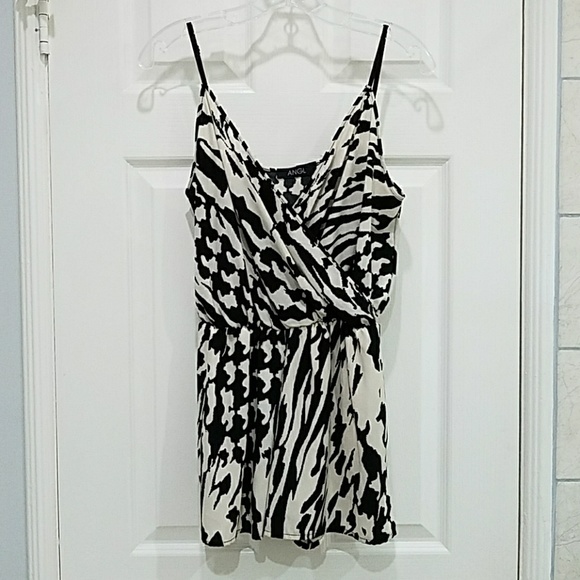 Angl romper - Picture 3 of 6