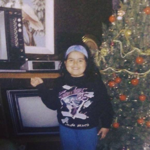 Meet your Posher, Mayra - Picture 1 of 1