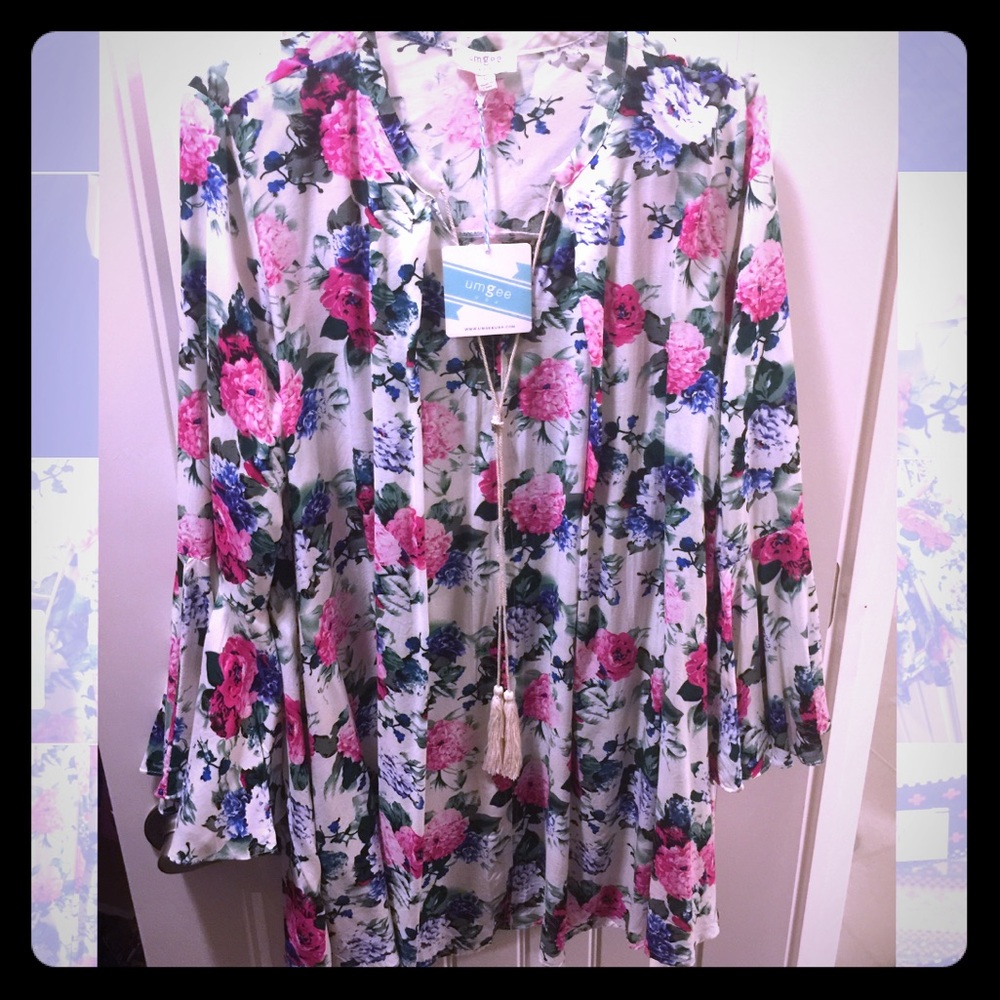 Umgee Floral dress NWT