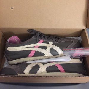 Asics Onitsuka Tiger Shoes Size 9