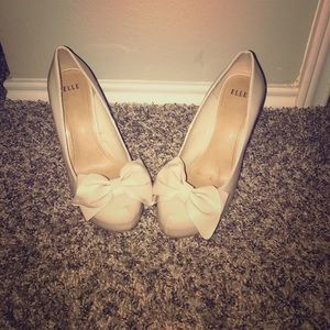 Elle Nude 5 inch bow heels