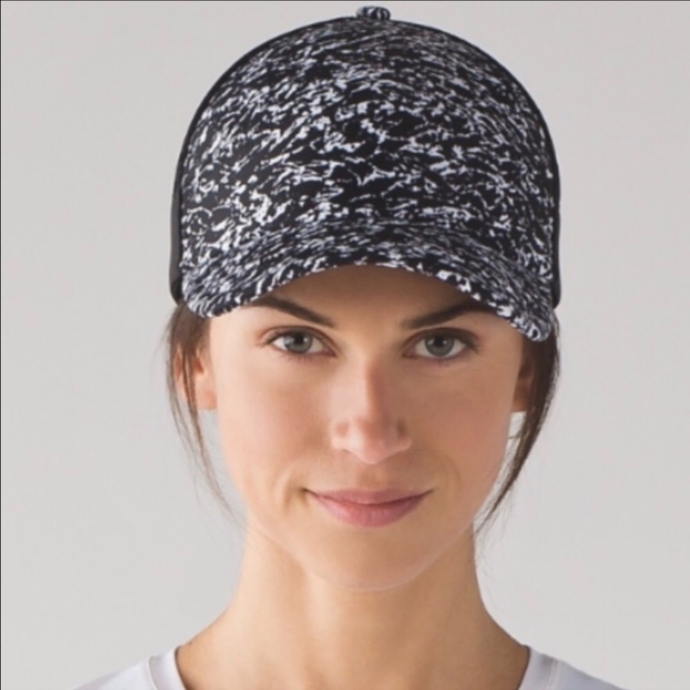 Lululemon hat