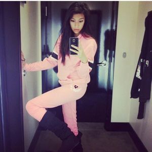 Meet your Posher, Marissa