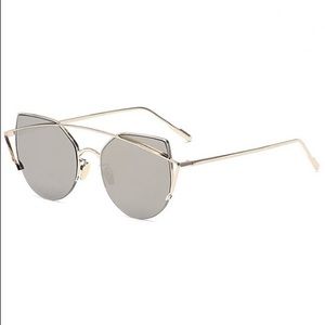 Gold frame cat eye sunglasses