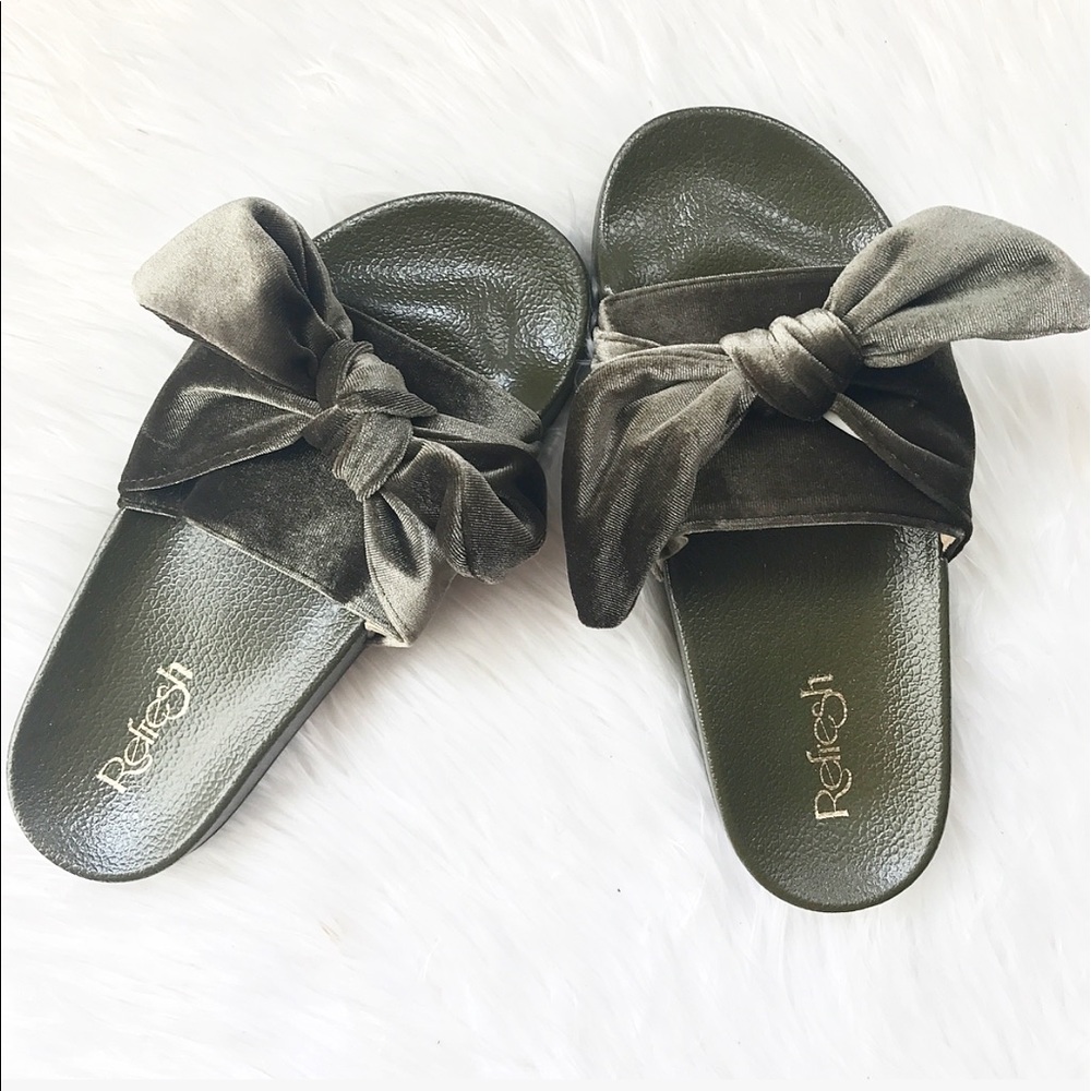 Khaki / Olive Bow Slides - Picture 3 of 7