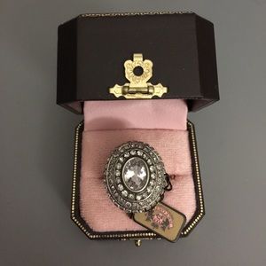 Juicy Couture Rosecut Cluster Ring, Size 8
