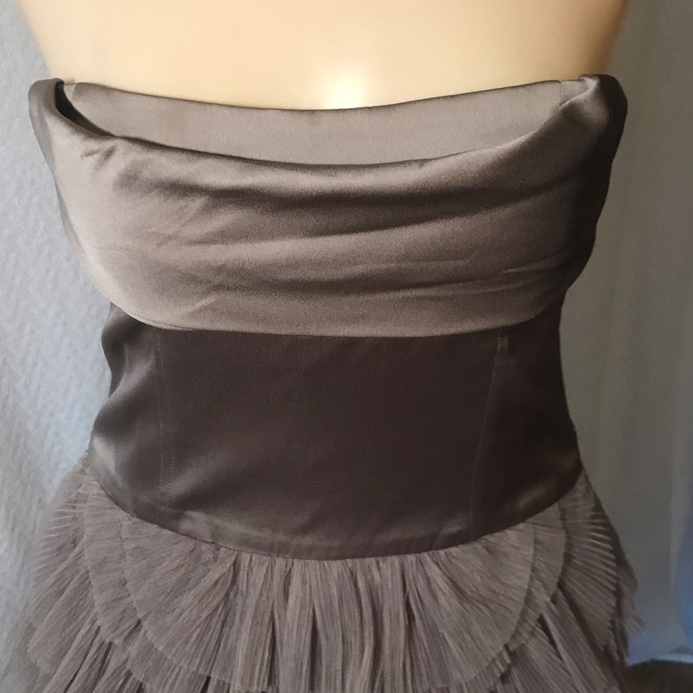 BCBGMaxAzria Strapless Cocktail Dress 6 - EUC - Picture 5 of 8