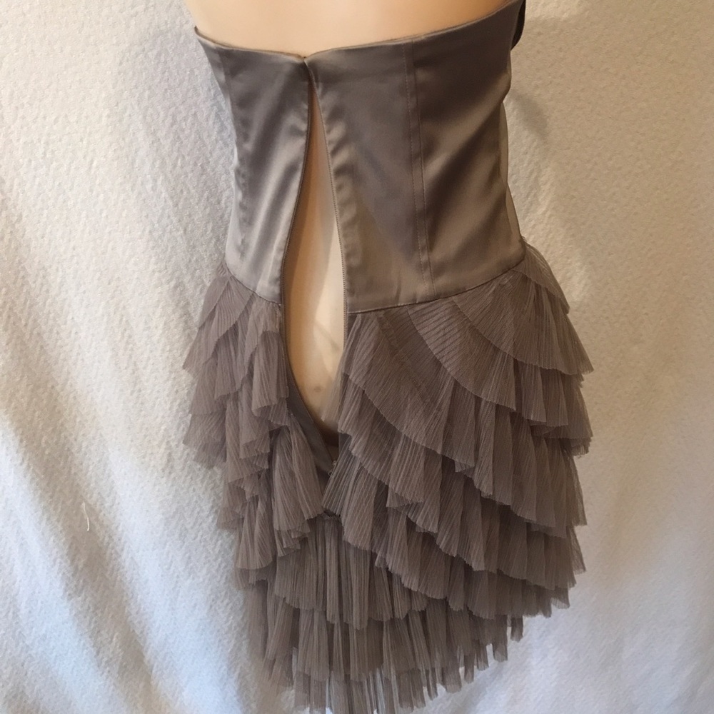 BCBGMaxAzria Strapless Cocktail Dress 6 - EUC - Picture 7 of 8