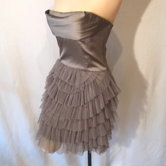 BCBGMaxAzria Strapless Cocktail Dress 6 - EUC - Picture 2 of 8