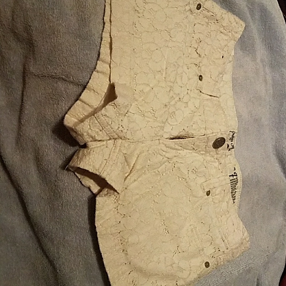 Indigo Rein Lace Short Shorts