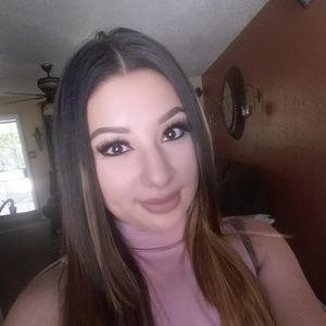 Meet your Posher, Lynette