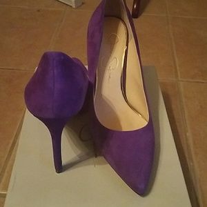 Jessica Simpson's Purple Pumps