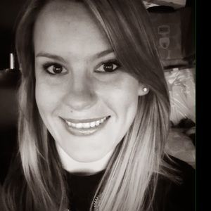 Meet your Posher, Carrie