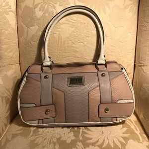 Guess Shoulder Bag