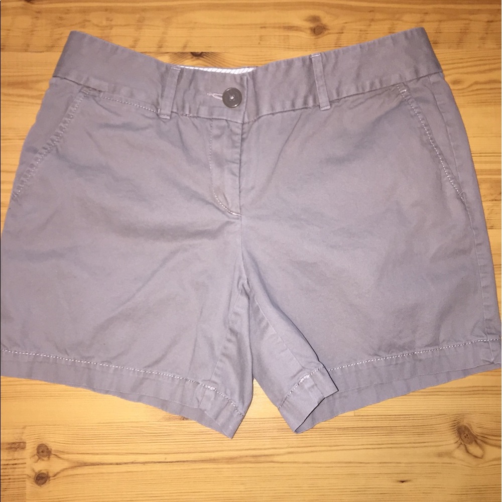 Size 4 LOFT shorts