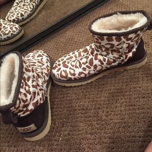 Classic mini ugg boots