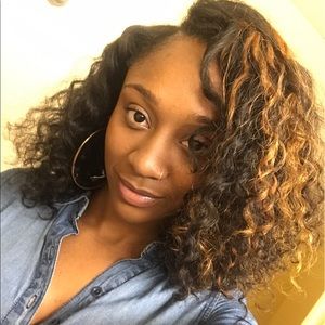 Meet your Posher, Tiara