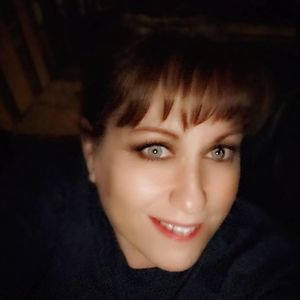 Meet your Posher, Gena