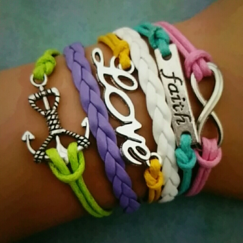 Bracelet