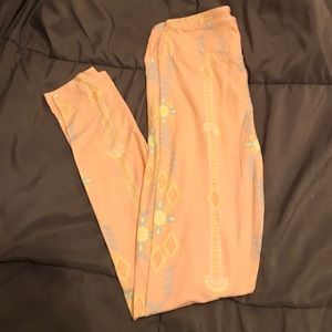 OS Light Pink Lularoe Leggings