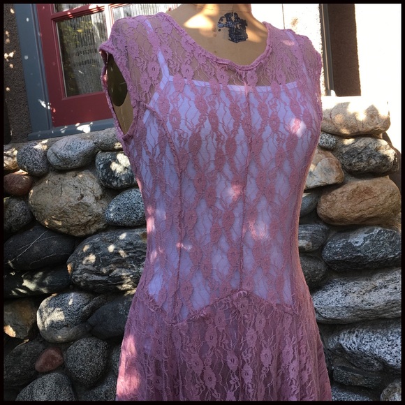 Pink Blush Asymmetric Lace Dress - Picture 4 of 8