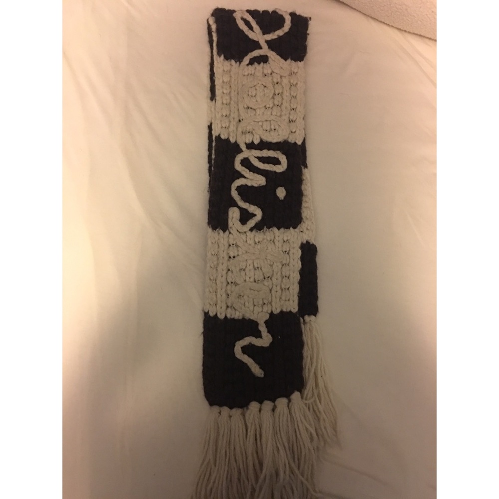 Scarf