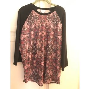 Lularoe Randy top 2xl Lularoe Randy top 2xl