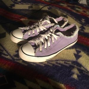 💜lavender fringed converse💜