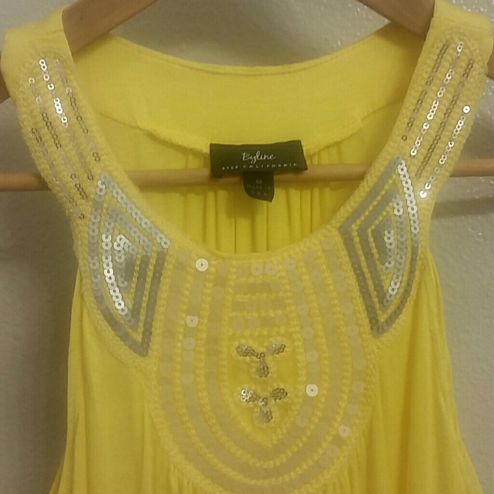 Sequin Applique Sleeveless Top