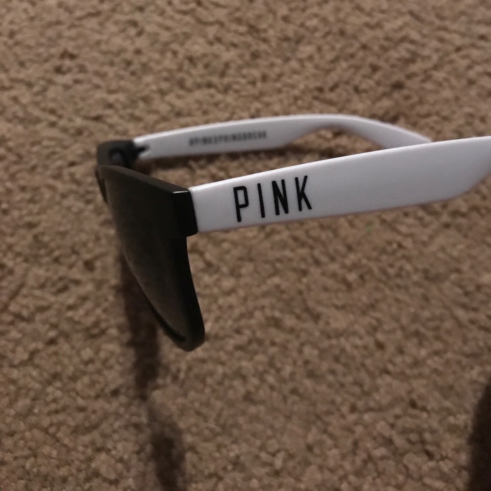 Victoria Secret Sunglasses - Picture 3 of 3