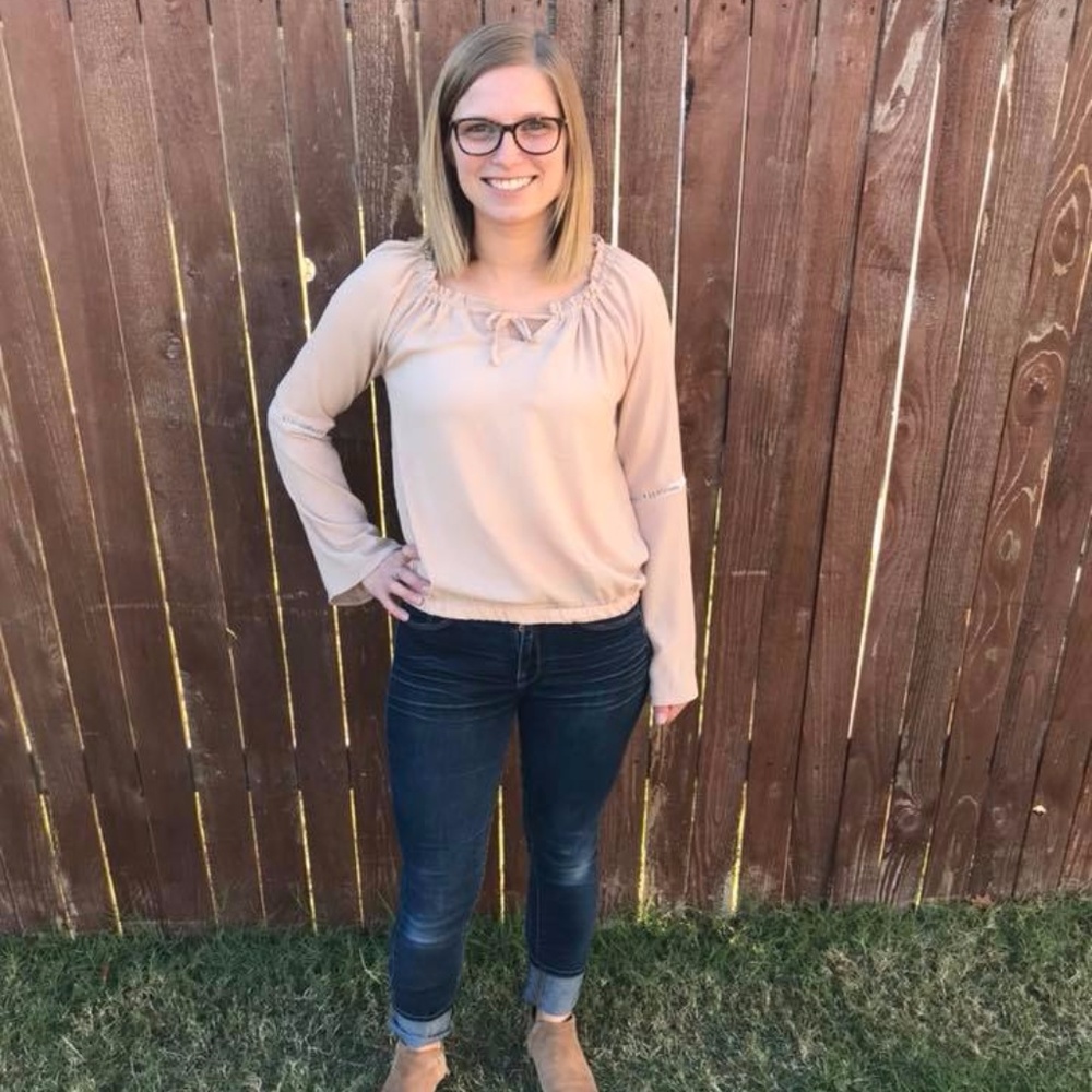 Meet your Posher, Kayla