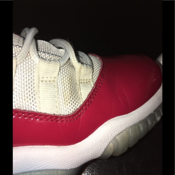 Jordan Retro 11 - Picture 3 of 7