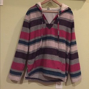 Roxy Poncho/Stripped Hoodie