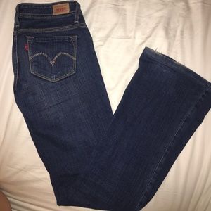 Levi jeans