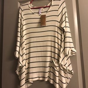 ivory and black stripped swing tee