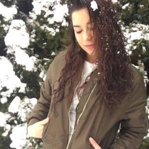 Meet your Posher, Sofia