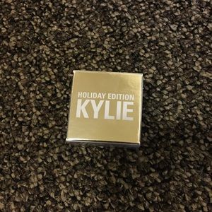 Kylie Cosmetics Creme Shadow