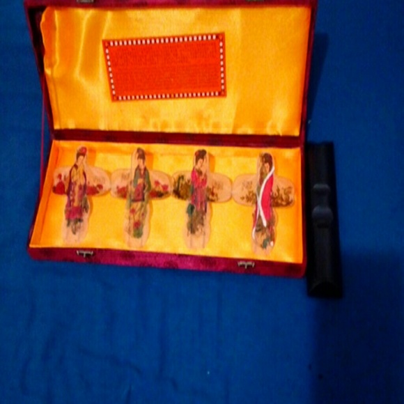 Collector  item - Picture 2 of 2