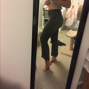 Army green Bell bottomed stretchy pants